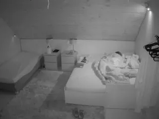 Julmodels Bedroom-C2's Live Sex Cam Show