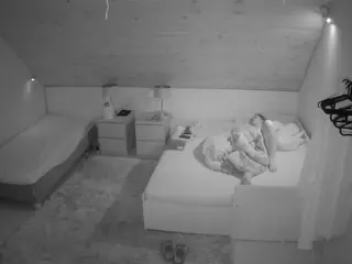 Julmodels Bedroom-C2's Live Sex Cam Show