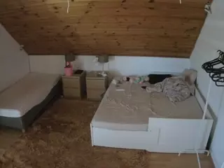 Julmodels Bedroom-C2's Live Sex Cam Show