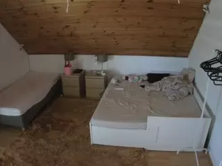 Julmodels Bedroom-C2's Live Sex Cam Show