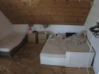 Julmodels Bedroom-C2's Live Sex Cam Show