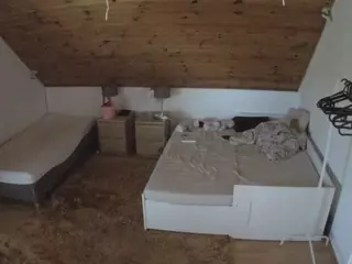 Julmodels Bedroom-C2's Live Sex Cam Show