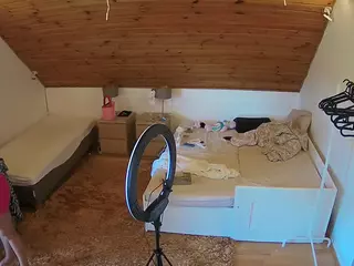 Julmodels Bedroom-C2's Live Sex Cam Show