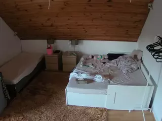 Julmodels Bedroom-C2's Live Sex Cam Show