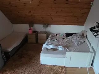 Julmodels Bedroom-C2's Live Sex Cam Show