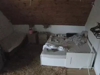 Julmodels Bedroom-C2's Live Sex Cam Show