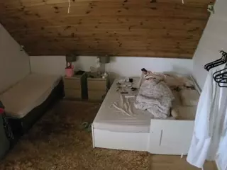 Julmodels Bedroom-C2's Live Sex Cam Show