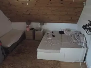 Julmodels Bedroom-C2's Live Sex Cam Show