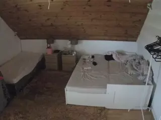 Julmodels Bedroom-C2's Live Sex Cam Show