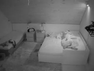 Julmodels Bedroom-C2's Live Sex Cam Show