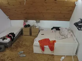 Julmodels Bedroom-C2's Live Sex Cam Show