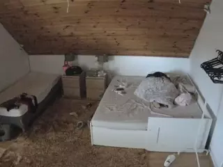 Julmodels Bedroom-C2's Live Sex Cam Show