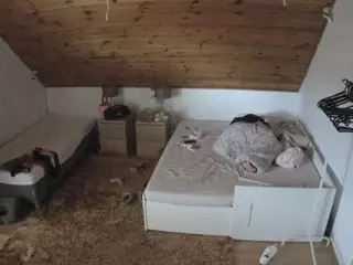 Julmodels Bedroom-C2's Live Sex Cam Show