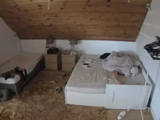 Julmodels Bedroom-C2's Live Sex Cam Show