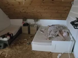 Julmodels Bedroom-C2's Live Sex Cam Show