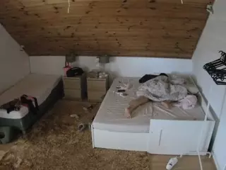 Julmodels Bedroom-C2's Live Sex Cam Show