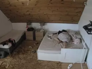 Julmodels Bedroom-C2's Live Sex Cam Show