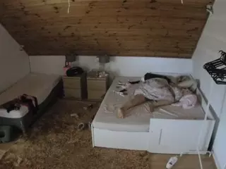 Julmodels Bedroom-C2's Live Sex Cam Show