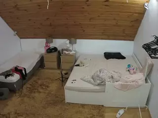 Julmodels Bedroom-C2's Live Sex Cam Show