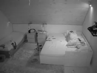 Julmodels Bedroom-C2's Live Sex Cam Show