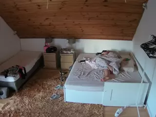 Julmodels Bedroom-C2's Live Sex Cam Show