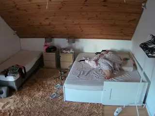Julmodels Bedroom-C2's Live Sex Cam Show