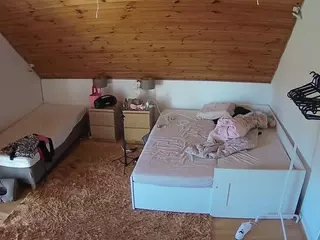 Julmodels Bedroom-C2's Live Sex Cam Show