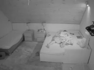 Julmodels Bedroom-C2's Live Sex Cam Show