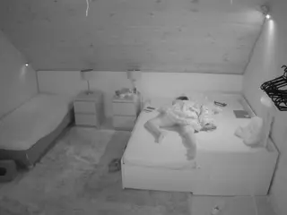 Julmodels Bedroom-C2's Live Sex Cam Show