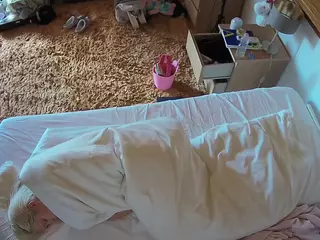 Julmodels Bedroom-C3's Live Sex Cam Show