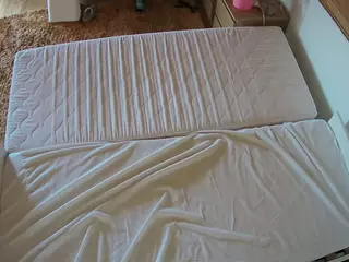 Julmodels Bedroom-C3's Live Sex Cam Show