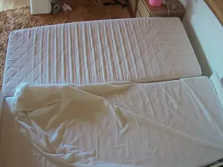 Julmodels Bedroom-C3's Live Sex Cam Show