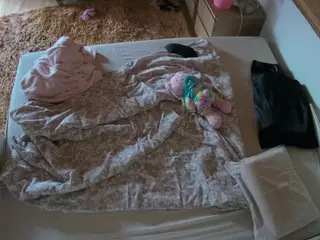 Julmodels Bedroom-C3's Live Sex Cam Show