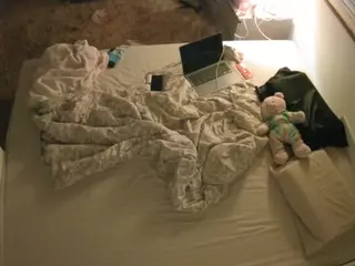 Julmodels Bedroom-C3's Live Sex Cam Show