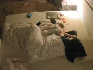 Julmodels Bedroom-C3's Live Sex Cam Show
