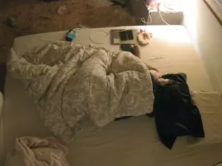 Julmodels Bedroom-C3's Live Sex Cam Show