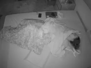 Julmodels Bedroom-C3's Live Sex Cam Show