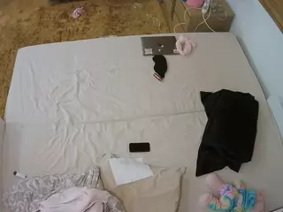 Julmodels Bedroom-C3's Live Sex Cam Show