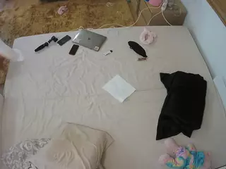 Julmodels Bedroom-C3's Live Sex Cam Show