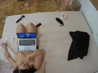 Julmodels Bedroom-C3's Live Sex Cam Show