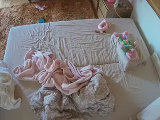 Julmodels Bedroom-C3's Live Sex Cam Show