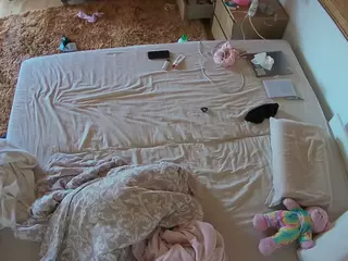Julmodels Bedroom-C3's Live Sex Cam Show