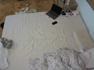 Julmodels Bedroom-C3's Live Sex Cam Show