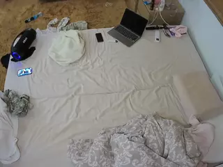 Julmodels Bedroom-C3's Live Sex Cam Show