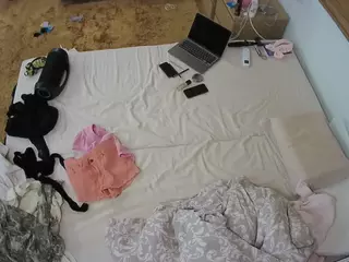 Julmodels Bedroom-C3's Live Sex Cam Show