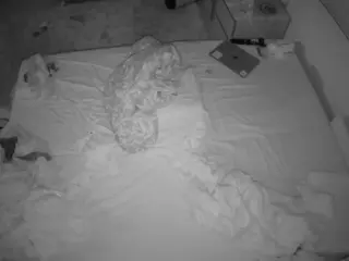 Julmodels Bedroom-C3's Live Sex Cam Show