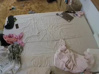 Julmodels Bedroom-C3's Live Sex Cam Show