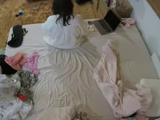 Julmodels Bedroom-C3's Live Sex Cam Show