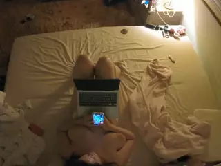 Julmodels Bedroom-C3's Live Sex Cam Show