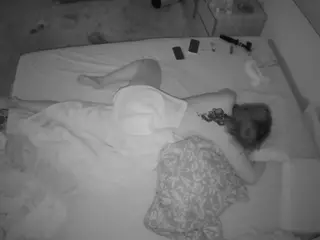 Julmodels Bedroom-C3's Live Sex Cam Show